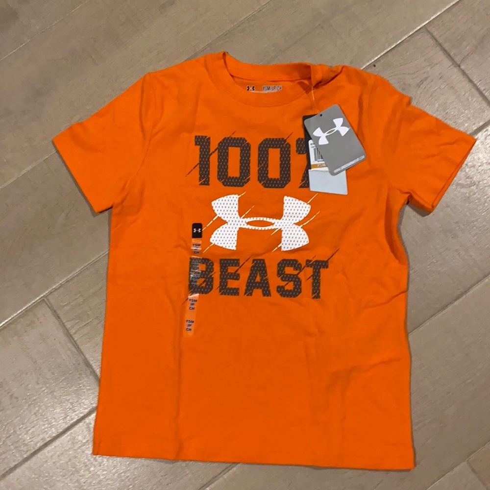 Under Armour boys T-shirt youth size S